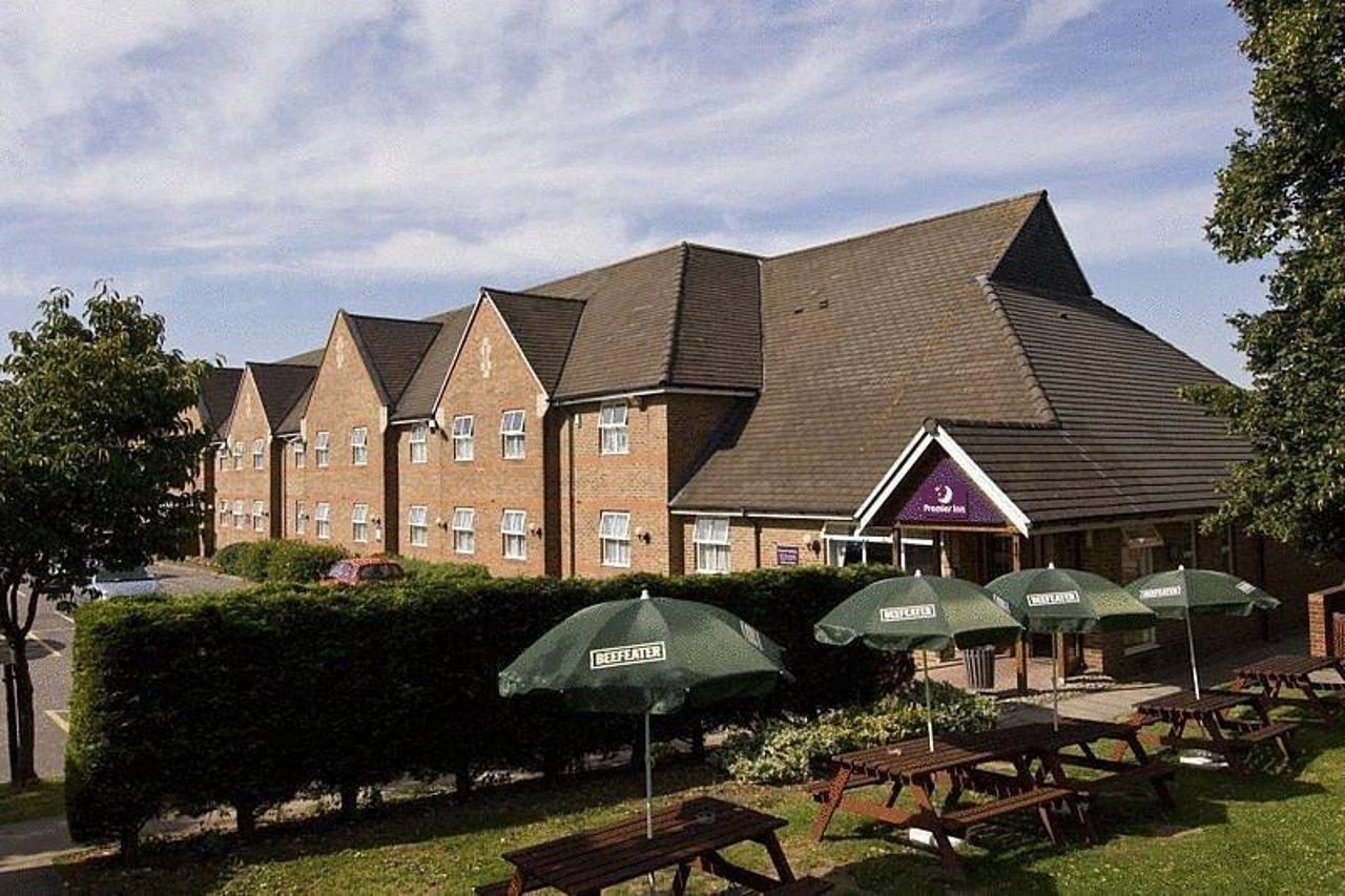 Premier Inn Portsmouth North Harbour Exterior photo