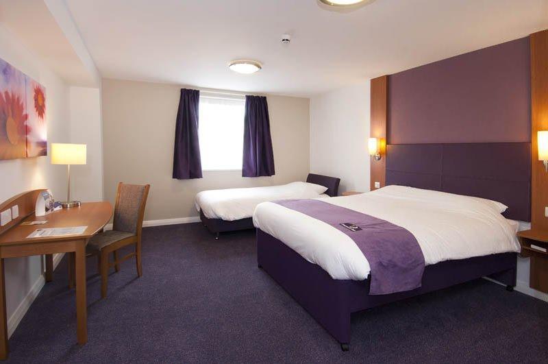 Premier Inn Portsmouth North Harbour Exterior photo